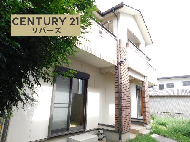 あま市七宝町川部折戸の中古一戸建の外観|☆２０２５年１０月リフォーム済み☆　　いつでもご案内出来ます♪（お問合せ当日、平日、水曜、夜間の見学でもＯＫ）　敷地７０坪超！　駐車並列２台ＯＫ♪　南面に広い庭付き♪