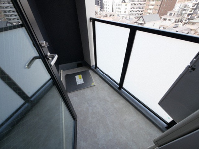 【バルコニー】 | イルリッシュ西中島 | お洗濯にも便利なバルコニー付き