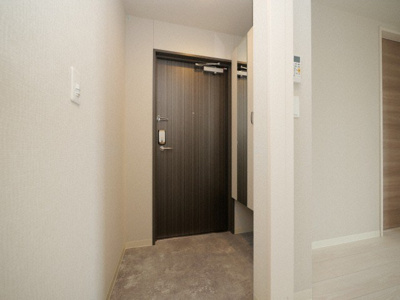 【玄関】 | イルリッシュ西中島 | 落ち着いた玄関です