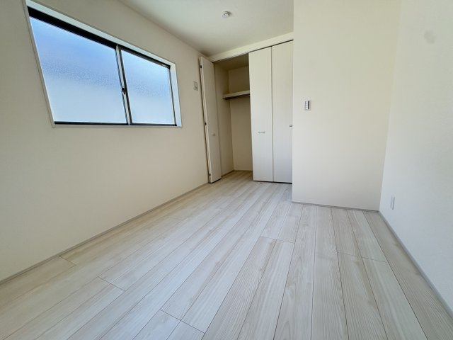 明石市魚住町錦が丘１丁目新築戸建２号棟の洋室