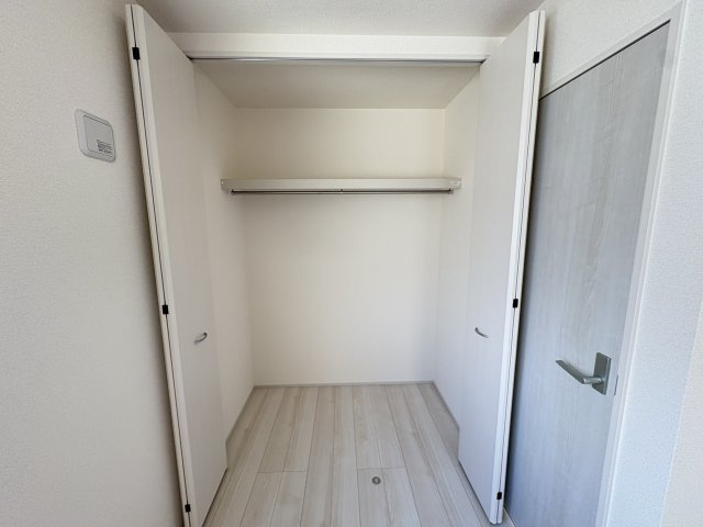 明石市魚住町錦が丘１丁目新築戸建２号棟の収納