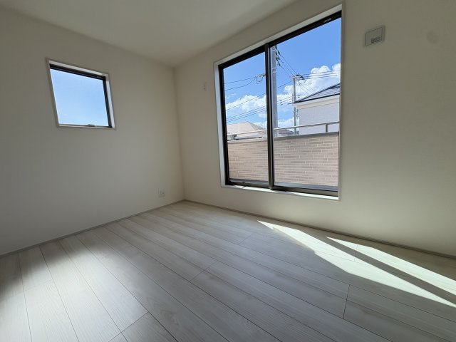 明石市魚住町錦が丘１丁目新築戸建２号棟の洋室