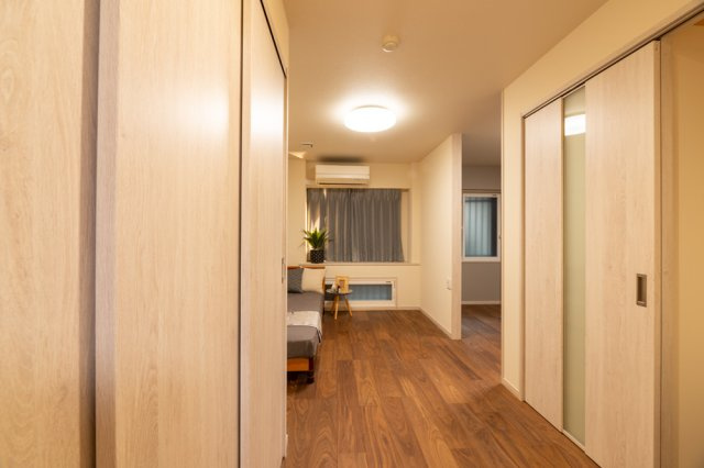 コスモ烏丸グレイスフォルムの洋室