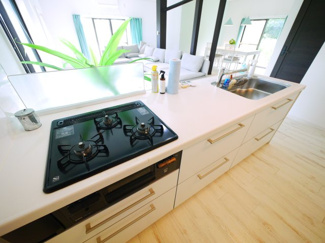 【キッチン】 | 長生郡白子町剃金　平家中古戸建 | 内装リフォーム済み令和3年9月1LDK平家 リビング約27帖システムキッチンユニットバス敷地約96坪