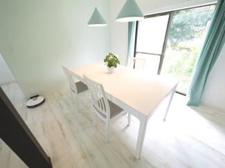 【居間・リビング】 | 長生郡白子町剃金　平家中古戸建 | 内装リフォーム済み令和3年9月1LDK平家 リビング約27帖システムキッチンユニットバス敷地約96坪