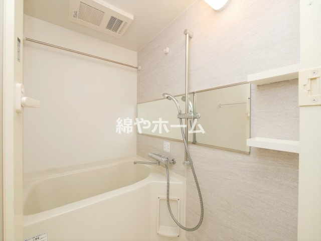 レオンコンフォート難波サウスゲートの浴室|日々の暮らしに欠かせないお風呂です