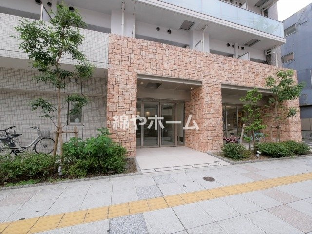 レオンコンフォート難波サウスゲートのエントランス|建物の内部です