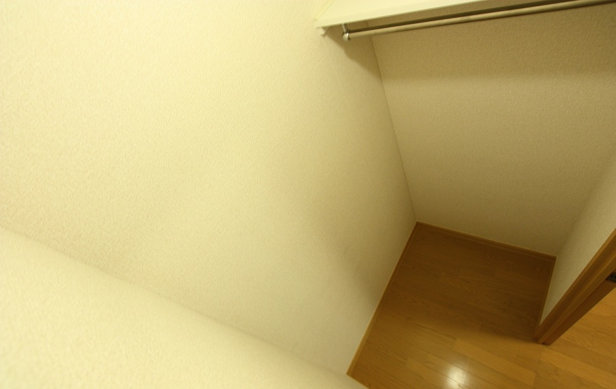 レオパレスアミティエの収納