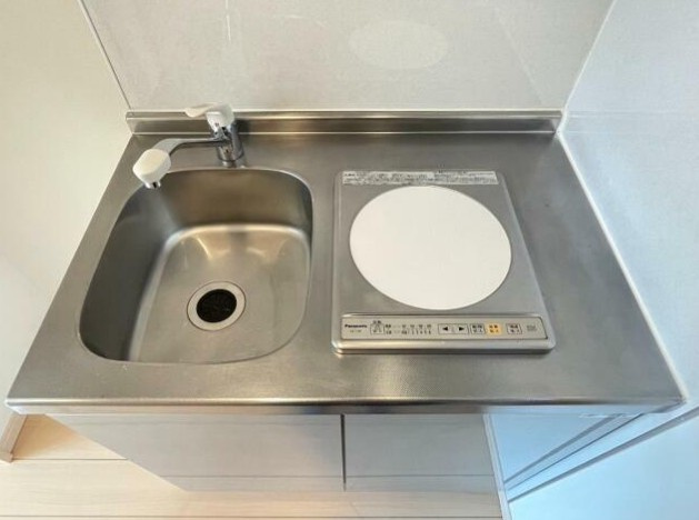 シャイニーソフト高円寺のキッチン