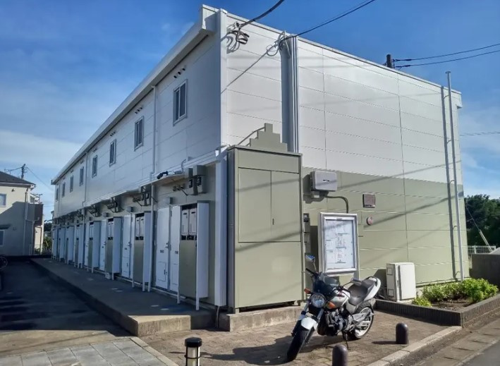 レオパレスサンリーブⅡのエントランス