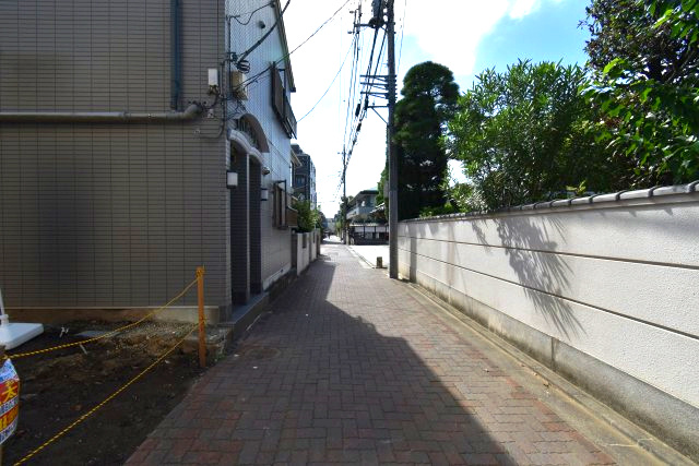 堀ノ内3丁目・売地の前面道路含む現地写真