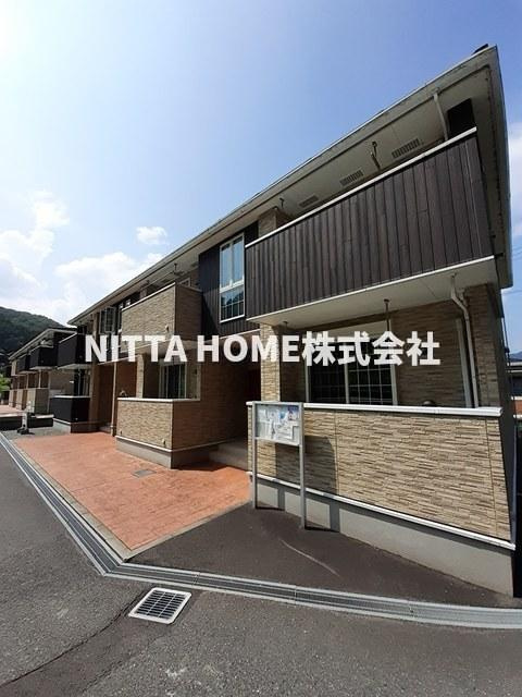 メゾン・城ノ下Ａのエントランス|清潔感のあるエントランスです(^。^)