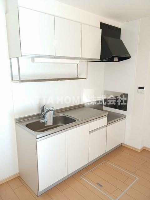 メゾン・城ノ下Ａのキッチン|部屋が広くとれるオープンキッチンです☆彡