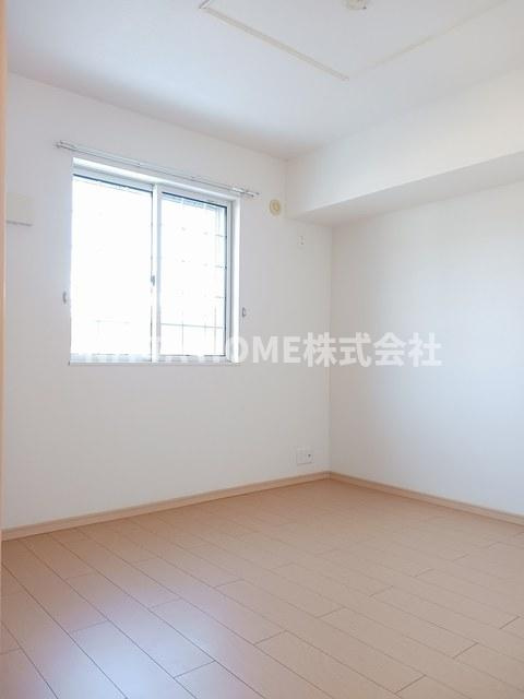 メゾン・城ノ下Ａの内装|6帖以上の洋室が2部屋あります★