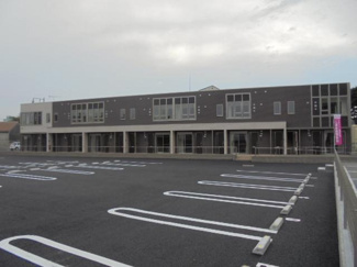 【駐車場】 | リベルテ | 外観写真（昼）