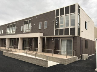 【外観】 | リベルテ | 外観写真（昼）