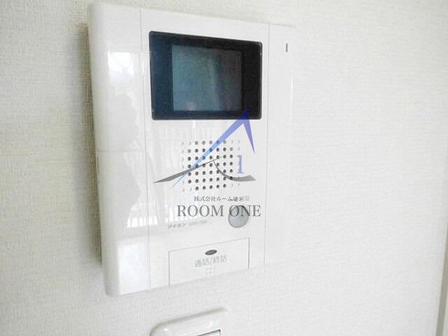 フォレスト目黒のセキュリティ|モニター付インターホンです。