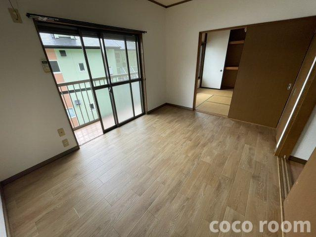 グリーンハイツ大紀の居間・リビング