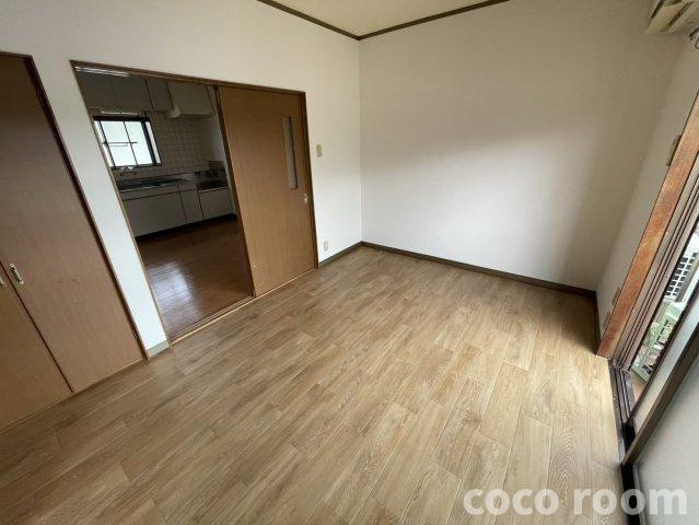 グリーンハイツ大紀の居間・リビング