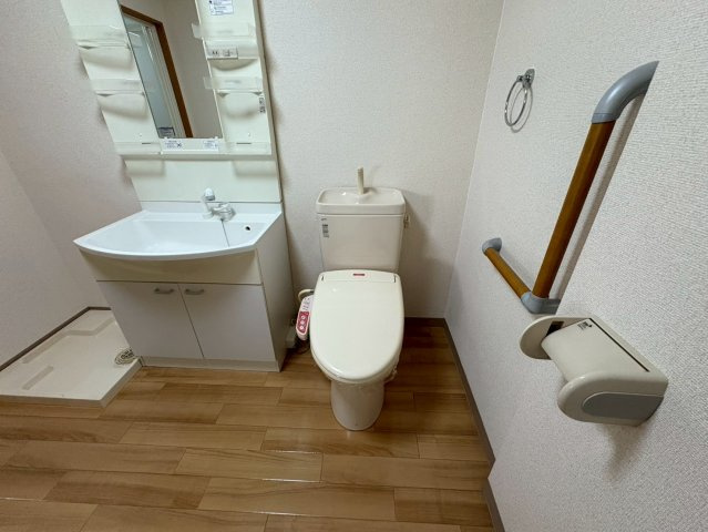 ハイツ西郊｜名古屋市の賃貸ならMy賃貸のトイレ|ハイツ西郊