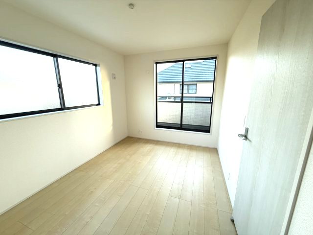 リーブルガーデンS前橋市北代田町第７　１号棟の洋室|２階洋室2です