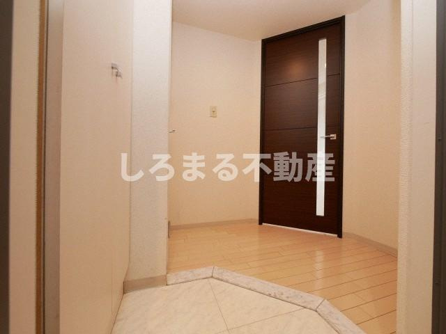 ウィルテラスなんば南の玄関