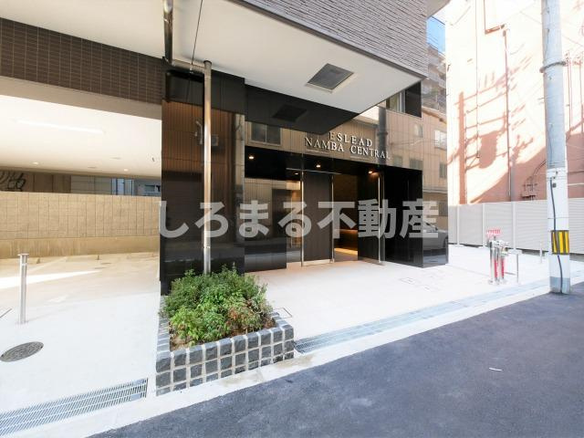 エスリード難波セントラルのエントランス