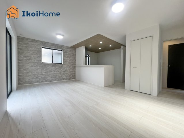 神戸市西区桜が丘西町2丁目　新築戸建ての居間・リビング|【ホームページに現地動画掲載中】●年中無休：当日予約可●LDK16.5帖になります。2面採光！