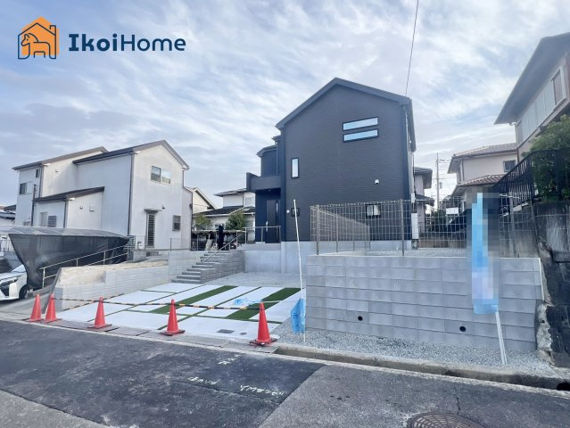 神戸市西区桜が丘西町2丁目　新築戸建ての外観|【ホームページに現地動画掲載中】●年中無休：当日予約可●敷地約72坪で広々開放的！栄駅徒歩15分！