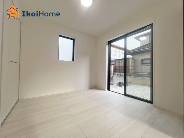 神戸市西区桜が丘西町2丁目　新築戸建ての内装|【ホームページに現地動画掲載中】●年中無休：当日予約可●テレワークスペースなどに最適です。