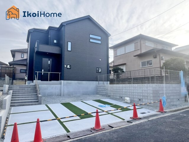 神戸市西区桜が丘西町2丁目　新築戸建ての駐車場|【ホームページに現地動画掲載中】●年中無休：当日予約可●限定1棟！駐車並列3台可能！庭！採光良好♪