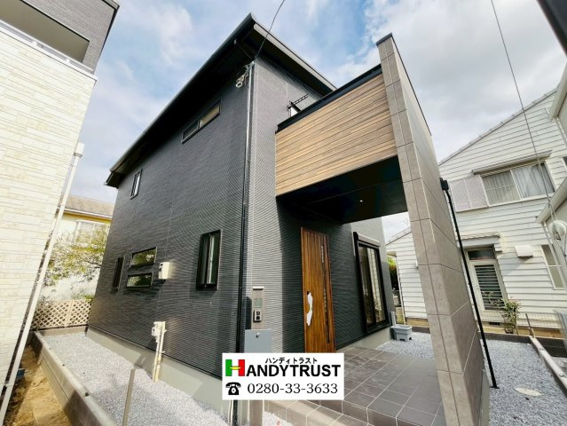 久喜市吉羽　第6期　全5邸の外観|内覧予約受付中！シックでモダンな外観デザインのお家です。
2025年10月撮影