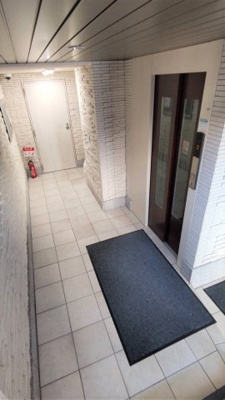 【ロビー】 | プレミア豊里 | エレベーター付きなので毎日快適です