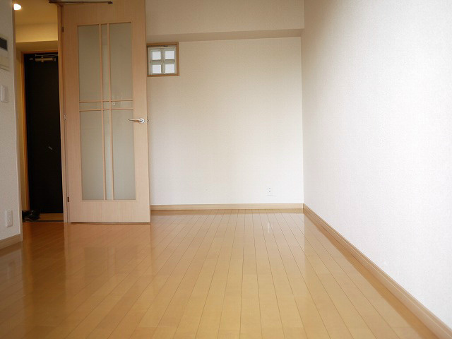 ラナップスクエア神戸県庁前の居間・リビング