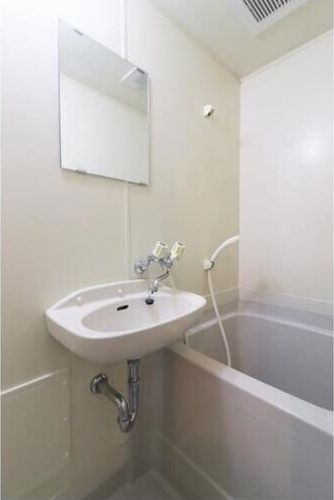 マルシェ九条の浴室