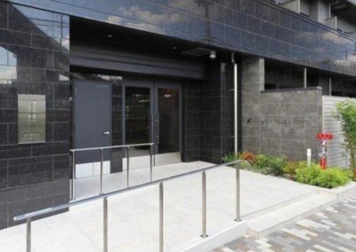 【エントランス】 | アドバンス大阪ヴェンティ | 清潔なエントランスです