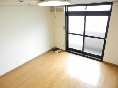 【居間・リビング】 | レオパレスＭ＆Ｍ | 写真と異なる場合が御座います