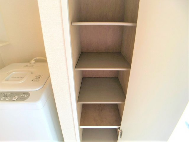 【玄関】 | 設備・仕様は号室により異なる為、現況を優先致します。