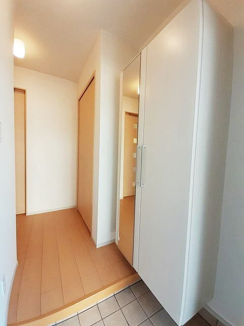 ウィステリア西砂Ⅱの玄関