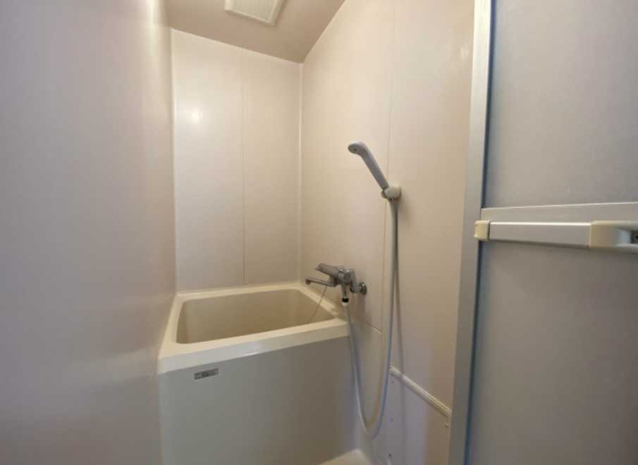 オリトハイツ　礼金0　三軒茶屋エリア　南向きの浴室