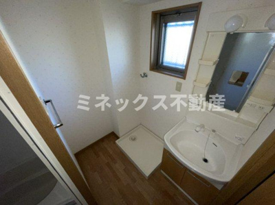 【独立洗面台】 | ユーミー和知川原 | 同タイプのお部屋の写真。現況優先します。