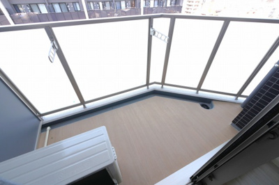 【バルコニー】 | アドバンス大阪フルーヴ | お洗濯にも便利なバルコニー付き