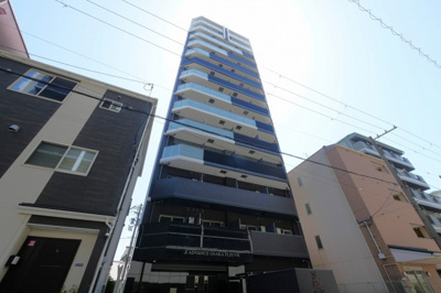 【外観】 | アドバンス大阪フルーヴ | 外観は落ち着いています