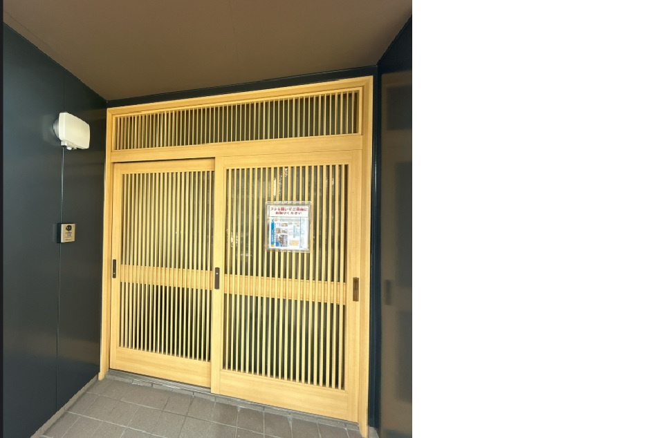 八代市松江町中古戸建の玄関