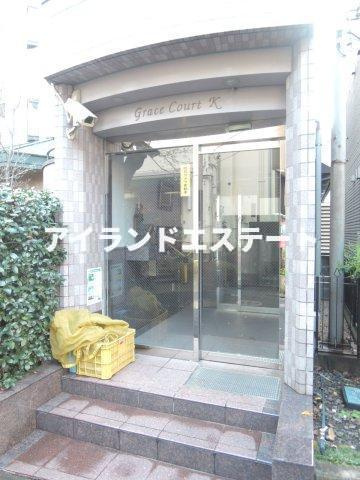 グレイスコートK　駅近　オートロック　女性限定　のエントランス