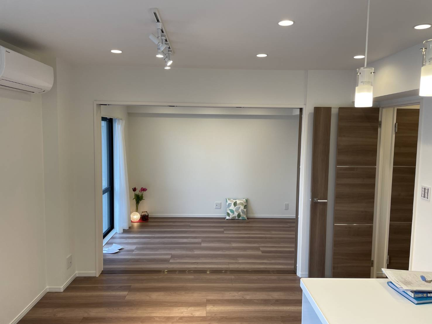 【居間・リビング】