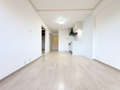 【居間・リビング】 | シャルマン山手