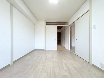 【寝室】 | シャルマン山手