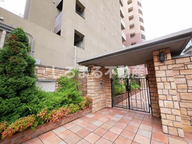 ビエラコート天神橋のエントランス