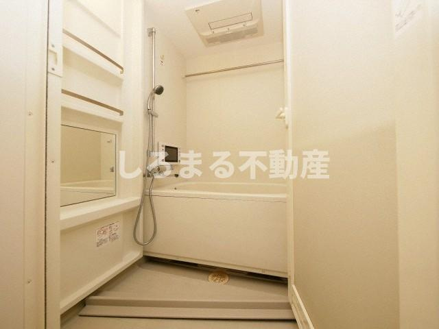 ビエラコート天神橋の浴室